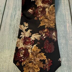 Stafford Elegant Moody Fall Floral Black and Brown Men's Silk Tie
